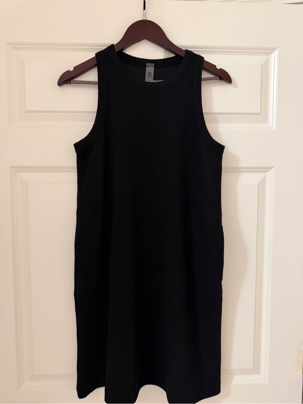Allison Taylor Black Sleeveless Mini Knit Dress